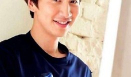 李光洙女嘉宾爆料视频,揭秘明星背后的真实故事
